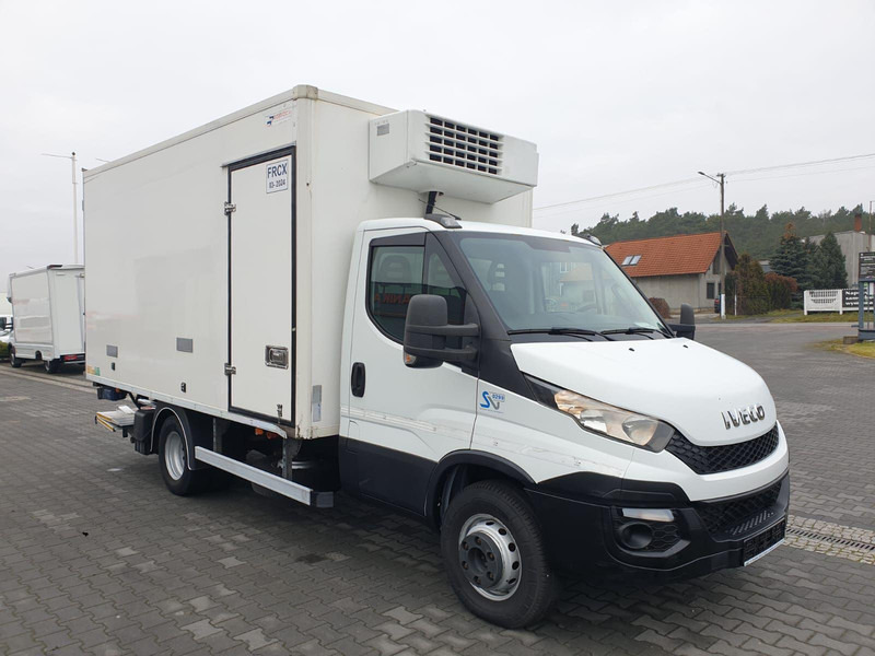 مبردة شاحنة Iveco DAILY 60C15 60-150 TWO-CHAMBER REFRIGERATOR CONTAINER ISOTHERM F: صور 7 مبردة شاحنة Iveco DAILY 60C15 60-150 TWO-CHAMBER REFRIGERATOR CONTAINER ISOTHERM F: صور 7