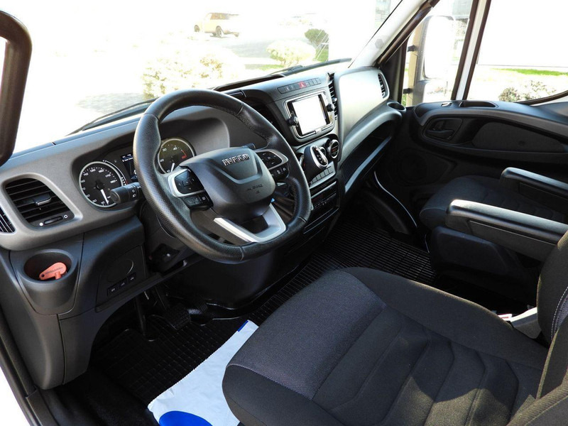 Iveco DAILY 70C18 PLANDEKA WINDA 16 PALET WEBASTO TEMPOMAT NAWIGACJA L - الشاحنات الصغيرة ستائر: صور 2 Iveco DAILY 70C18 PLANDEKA WINDA 16 PALET WEBASTO TEMPOMAT NAWIGACJA L - الشاحنات الصغيرة ستائر: صور 2