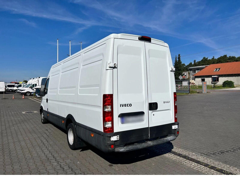 Iveco Daily 35C13 Blaszak L4H3 Long Maxi Max SALON PL - الشاحنات الصغيرة صندوق مغلق: صور 3 Iveco Daily 35C13 Blaszak L4H3 Long Maxi Max SALON PL - الشاحنات الصغيرة صندوق مغلق: صور 3