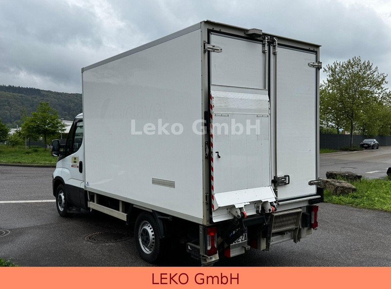 Iveco Daily 35S14 - الشاحنات الصغيرة صندوق مغلق: صور 5 Iveco Daily 35S14 - الشاحنات الصغيرة صندوق مغلق: صور 5