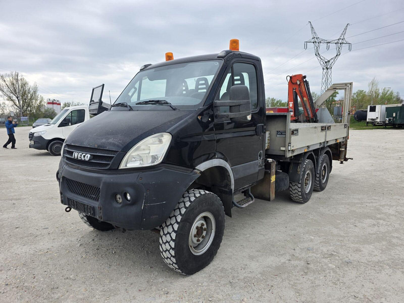 Iveco Daily 55 S 18 4x4 + Veldhuizen Palfinger PK3300 Clixtar - الشاحنات الصغيرة المسطحة: صور 1 Iveco Daily 55 S 18 4x4 + Veldhuizen Palfinger PK3300 Clixtar - الشاحنات الصغيرة المسطحة: صور 1