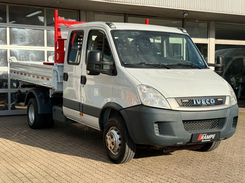 Iveco Daily 70C17 Doka Three sided M Tipper + Crane - قلابات, شاحنة كرين: صور 1 Iveco Daily 70C17 Doka Three sided M Tipper + Crane - قلابات, شاحنة كرين: صور 1