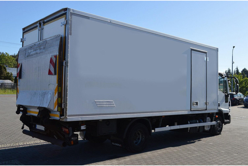 Iveco EUROCARGO 120EL18 REFRIGERATOR+LIFT SIDE DOOR - مبردة شاحنة: صور 4 Iveco EUROCARGO 120EL18 REFRIGERATOR+LIFT SIDE DOOR - مبردة شاحنة: صور 4