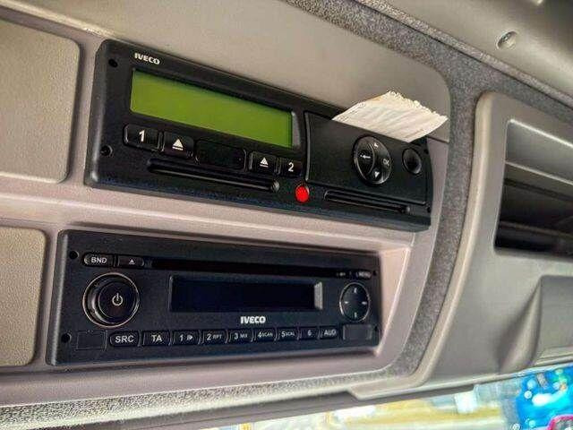 الشاسيه شاحنة, شاحنة كرين Iveco EUROCARGO 4x4 Offroad Camper Winde: صور 16