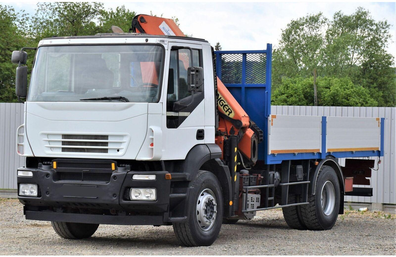 Iveco Eurocargo 180E28 - شاحنات مسطحة, شاحنة كرين: صور 4 Iveco Eurocargo 180E28 - شاحنات مسطحة, شاحنة كرين: صور 4