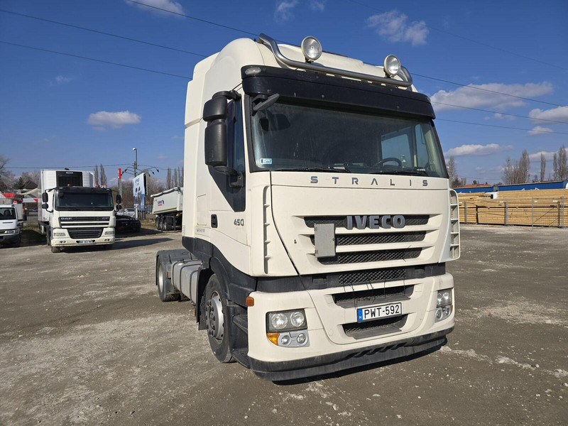 Iveco Stralis 450 - Tractor - شاحنة جرار: صور 3 Iveco Stralis 450 - Tractor - شاحنة جرار: صور 3