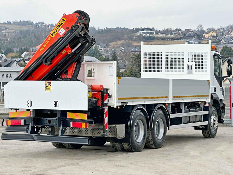 Iveco TRAKKER 360 * PRITSCHE 6,80* PK 16002 B+FUNK*6x4 - شاحنات مسطحة, شاحنة كرين: صور 5 Iveco TRAKKER 360 * PRITSCHE 6,80* PK 16002 B+FUNK*6x4 - شاحنات مسطحة, شاحنة كرين: صور 5