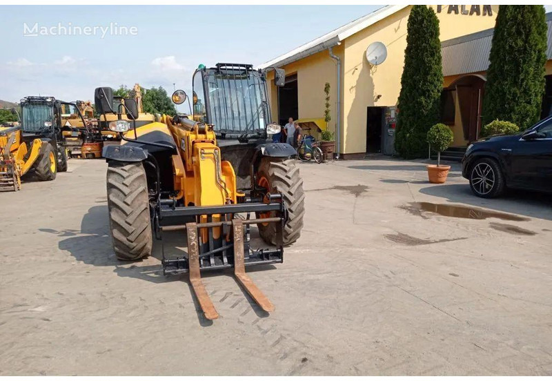 JCB 535-95 Telescopic basket lift - منصات هيدروليكية متنقلة: صور 2 JCB 535-95 Telescopic basket lift - منصات هيدروليكية متنقلة: صور 2