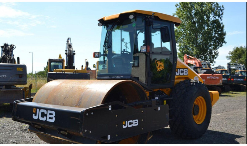 JCB VM116D - مداحل الإطارات الهوائية: صور 5 JCB VM116D - مداحل الإطارات الهوائية: صور 5