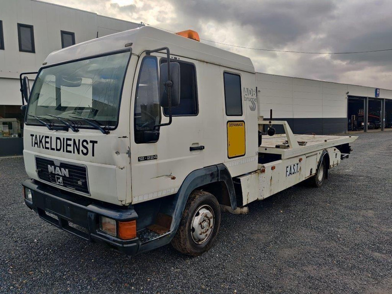 MAN 12.224 - Towing truck - سيارة السحب للتصليح: صور 1 MAN 12.224 - Towing truck - سيارة السحب للتصليح: صور 1