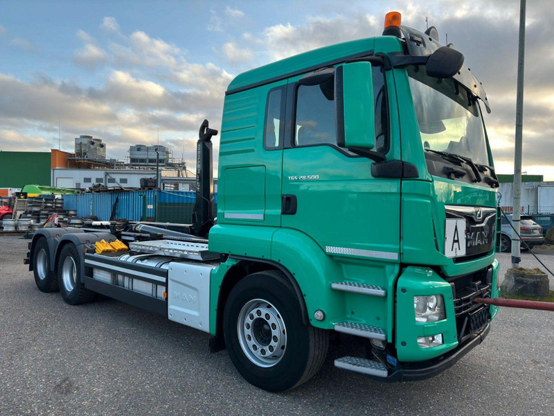 MAN 26.500 6x2 Retarder Meiller Funk | Motorschaden - شاحنات مسطحة, شاحنة كرين: صور 1 MAN 26.500 6x2 Retarder Meiller Funk | Motorschaden - شاحنات مسطحة, شاحنة كرين: صور 1