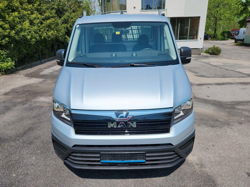 MAN TGE 4x4 Flatbed - الشاحنات الصغيرة المسطحة: صور 2 MAN TGE 4x4 Flatbed - الشاحنات الصغيرة المسطحة: صور 2