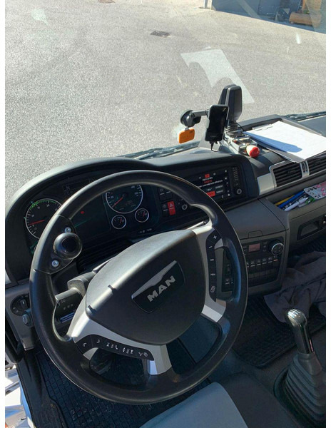 MAN TGL 12.250 - شاحنة نقل المواشي شاحنة: صور 4 MAN TGL 12.250 - شاحنة نقل المواشي شاحنة: صور 4