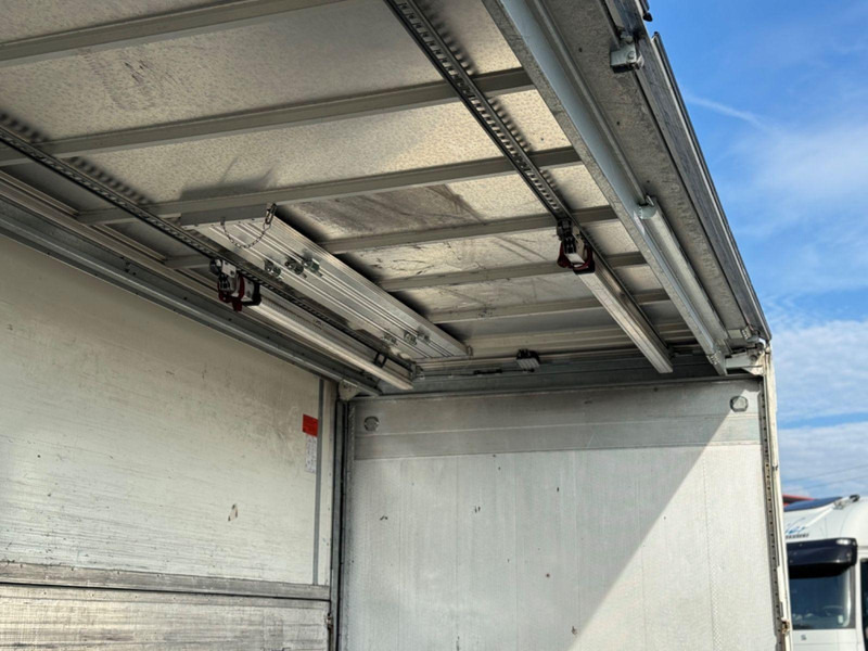 MAN TGM 18.290 L Beverage Truck + Tail Lift - بصندوق مغلق شاحنة: صور 5 MAN TGM 18.290 L Beverage Truck + Tail Lift - بصندوق مغلق شاحنة: صور 5