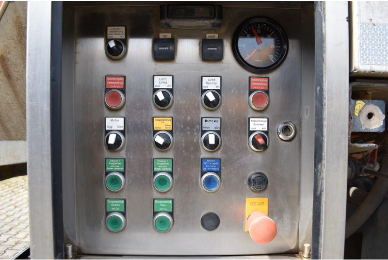 فراغ شاحنة MAN TGS 26.440 - Vacuum truck: صور 15