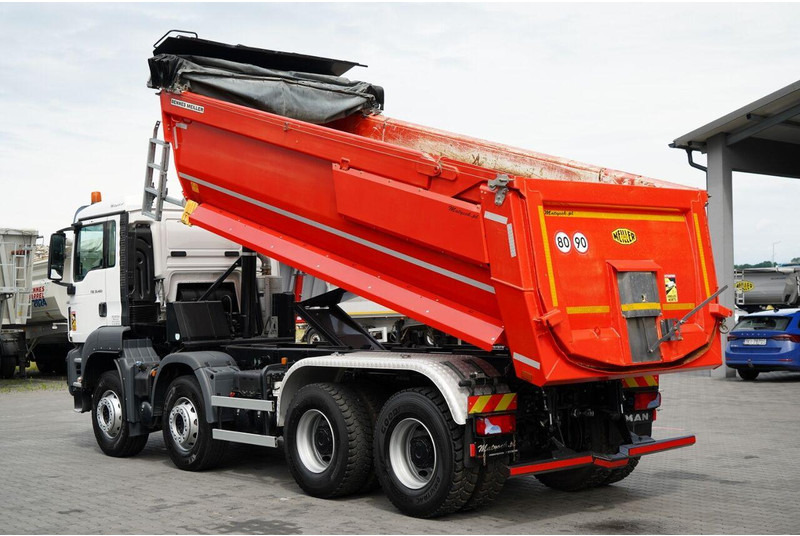 MAN TGS 35.460 / 8X4 / WYWROTKA TYLNOZSYPOWA / HYDROKLAPA / 2018 ROK - قلابات: صور 3 MAN TGS 35.460 / 8X4 / WYWROTKA TYLNOZSYPOWA / HYDROKLAPA / 2018 ROK - قلابات: صور 3