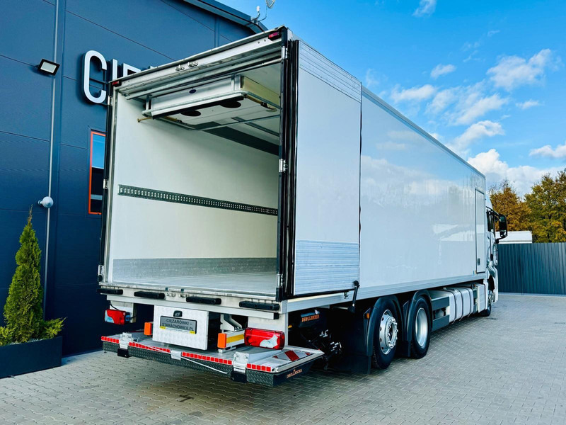 MAN TGX 26.440 // E6 // chłodnia z windą // 22 Epal // sypialka إيجار MAN TGX 26.440 // E6 // chłodnia z windą // 22 Epal // sypialka: صور 12 MAN TGX 26.440 // E6 // chłodnia z windą // 22 Epal // sypialka إيجار MAN TGX 26.440 // E6 // chłodnia z windą // 22 Epal // sypialka: صور 12