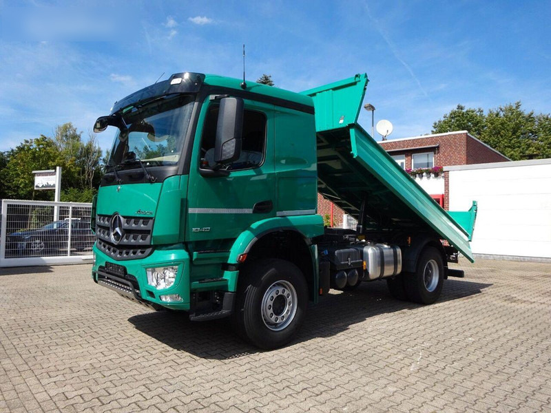 Mercedes-Benz 1843 Arocs 3 way Meiller tipper - قلابات: صور 1 Mercedes-Benz 1843 Arocs 3 way Meiller tipper - قلابات: صور 1