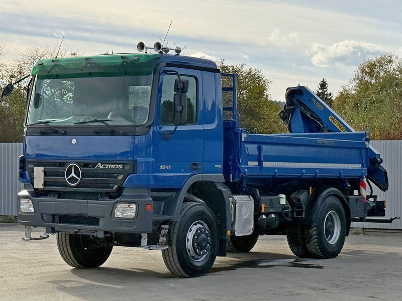 Mercedes-Benz ACTROS 1841 * PK 10501 + FUNK * TOP * 4x4 - قلابات, شاحنة كرين: صور 2 Mercedes-Benz ACTROS 1841 * PK 10501 + FUNK * TOP * 4x4 - قلابات, شاحنة كرين: صور 2