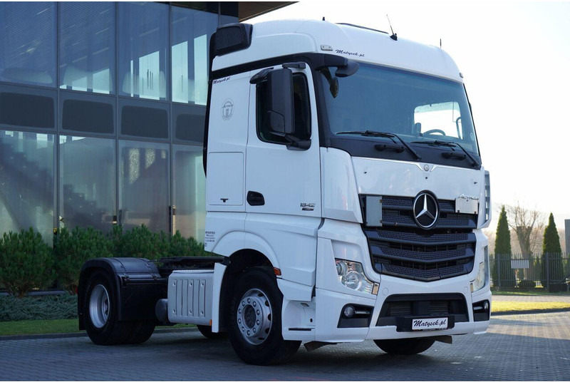 Mercedes-Benz ACTROS 1842 - شاحنة جرار: صور 5 Mercedes-Benz ACTROS 1842 - شاحنة جرار: صور 5