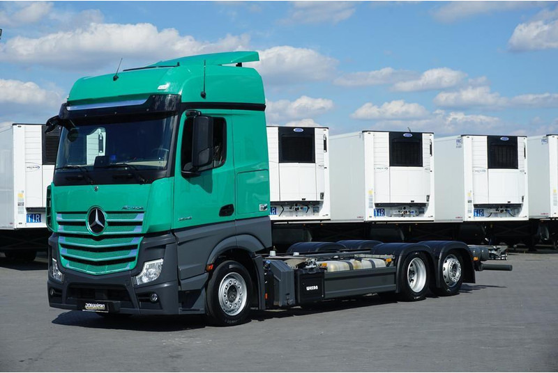 Mercedes-Benz ACTROS / 2548 / ACC / E 6 / MP 5 / MEGA / BDF 7,82 M / RETARDER - شاحنات الحاويات / جسم علوي قابل للتغيير شاحنة: صور 2 Mercedes-Benz ACTROS / 2548 / ACC / E 6 / MP 5 / MEGA / BDF 7,82 M / RETARDER - شاحنات الحاويات / جسم علوي قابل للتغيير شاحنة: صور 2