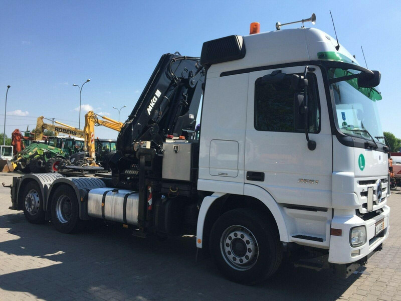 Mercedes-Benz ACTROS 2551 - شاحنة جرار: صور 2 Mercedes-Benz ACTROS 2551 - شاحنة جرار: صور 2