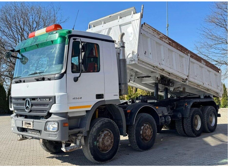 Mercedes-Benz ACTROS 4144 8x8 Tipper - قلابات: صور 4 Mercedes-Benz ACTROS 4144 8x8 Tipper - قلابات: صور 4