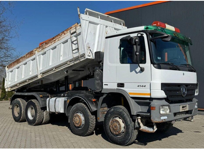Mercedes-Benz ACTROS 4144 8x8 Tipper - قلابات: صور 5 Mercedes-Benz ACTROS 4144 8x8 Tipper - قلابات: صور 5