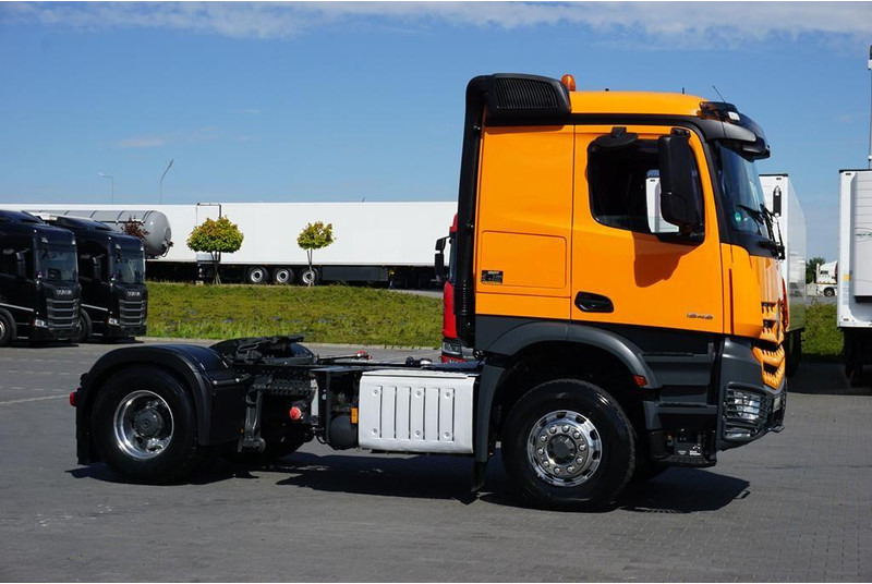 Mercedes-Benz AROCS / 1848 / E 6 / ACC / 4 X 4 / HAD / HYDRAULIKA / RETARDER - شاحنة جرار: صور 4 Mercedes-Benz AROCS / 1848 / E 6 / ACC / 4 X 4 / HAD / HYDRAULIKA / RETARDER - شاحنة جرار: صور 4