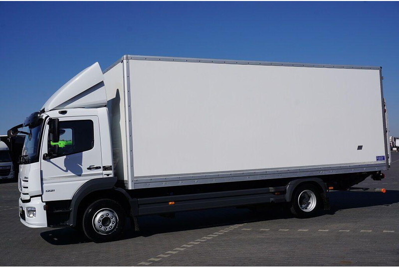 Mercedes-Benz ATEGO / 1221 / ACC / EURO 6 / KONTENER + WINDA / 17 PALET - بصندوق مغلق شاحنة: صور 3 Mercedes-Benz ATEGO / 1221 / ACC / EURO 6 / KONTENER + WINDA / 17 PALET - بصندوق مغلق شاحنة: صور 3