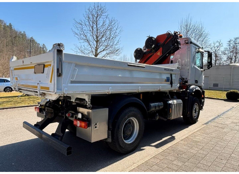 Mercedes-Benz Arocs 1840 - 3 way tipper truck + crane - قلابات, شاحنة كرين: صور 3 Mercedes-Benz Arocs 1840 - 3 way tipper truck + crane - قلابات, شاحنة كرين: صور 3