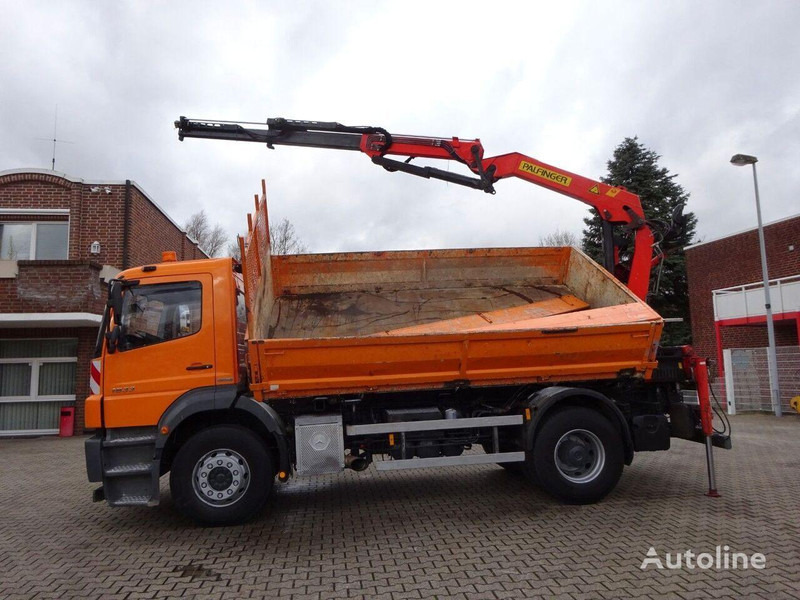 Mercedes-Benz Axor 1833 - 2 way tipper+crane - قلابات, شاحنة كرين: صور 4 Mercedes-Benz Axor 1833 - 2 way tipper+crane - قلابات, شاحنة كرين: صور 4