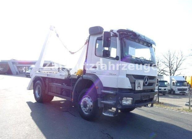 Mercedes-Benz Axor 1833 - شاحنات قابلة للفك شاحنة: صور 4 Mercedes-Benz Axor 1833 - شاحنات قابلة للفك شاحنة: صور 4