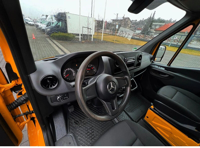 الشاحنات الصغيرة المسطحة, الشاحنات الصغيرة كابينة مزدوجة Mercedes-Benz Sprinter 314 CDI Doka Dubel Kabina 6-miejsc Jeden Właściciel Imp: صور 6 الشاحنات الصغيرة المسطحة, الشاحنات الصغيرة كابينة مزدوجة Mercedes-Benz Sprinter 314 CDI Doka Dubel Kabina 6-miejsc Jeden Właściciel Imp: صور 6