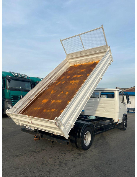 Mercedes-Benz Vario 816 816/AHK/ Blatt-Blatt /Radstand 4250mm - قلابات: صور 4 Mercedes-Benz Vario 816 816/AHK/ Blatt-Blatt /Radstand 4250mm - قلابات: صور 4