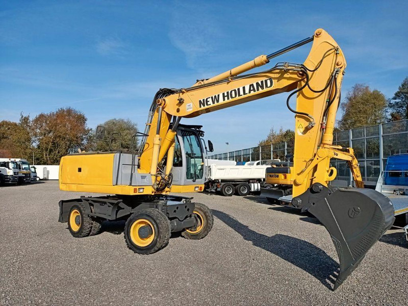 New Holland WE 190 - حفارة على عجلات: صور 4 New Holland WE 190 - حفارة على عجلات: صور 4