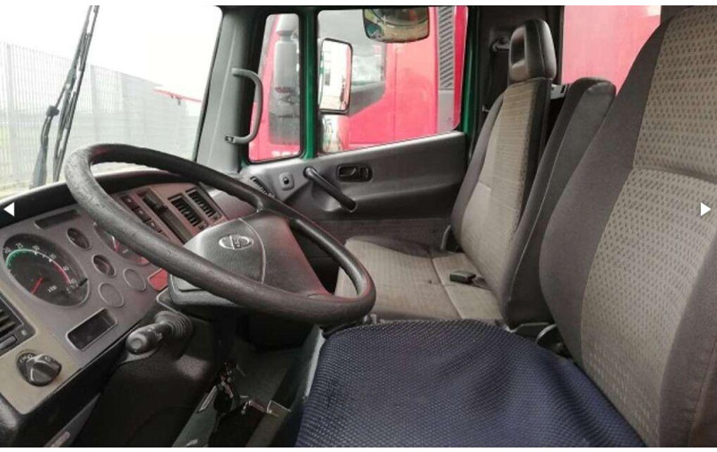 Nissan Atleon 56.15 - شاحنات مسطحة, شاحنة كرين: صور 5 Nissan Atleon 56.15 - شاحنات مسطحة, شاحنة كرين: صور 5