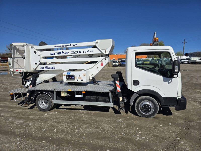 Nissan Cabstar NT 400 Oil & Steel Snake 2010H - 20m - 2 pieces - شاحنة, شاحنة كرين: صور 5 Nissan Cabstar NT 400 Oil & Steel Snake 2010H - 20m - 2 pieces - شاحنة, شاحنة كرين: صور 5