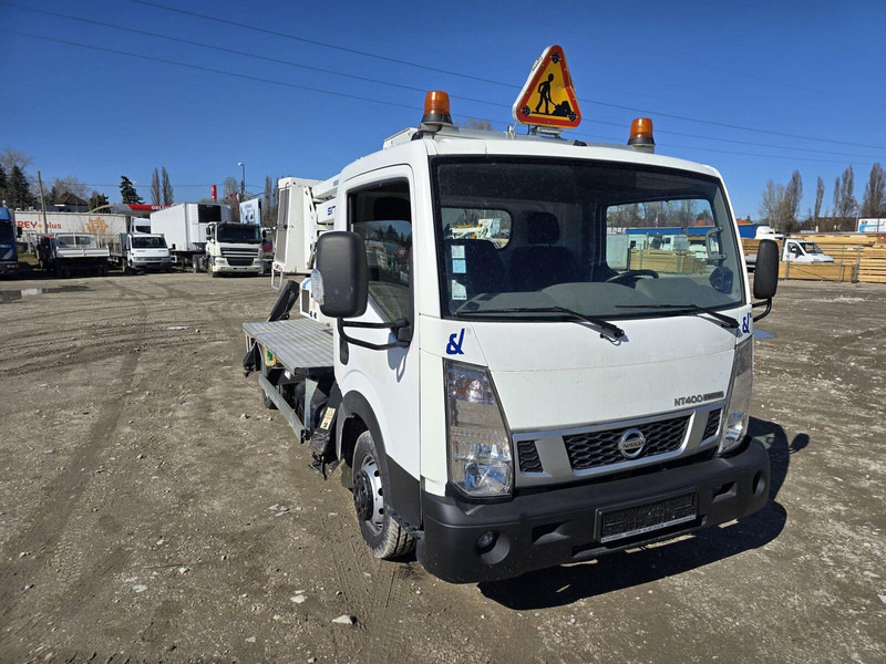 Nissan Cabstar NT 400 Oil & Steel Snake 2010H - 20m - 2 pieces - شاحنة, شاحنة كرين: صور 4 Nissan Cabstar NT 400 Oil & Steel Snake 2010H - 20m - 2 pieces - شاحنة, شاحنة كرين: صور 4