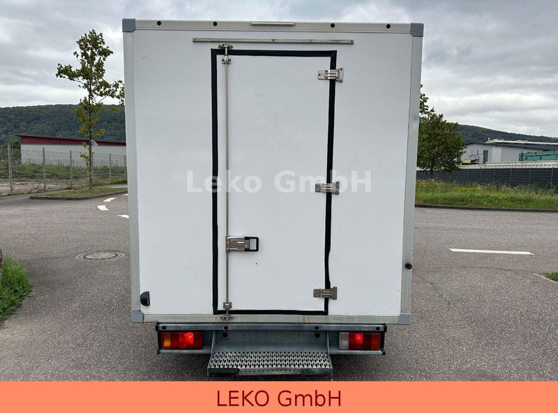 Renault Trafic 2,0 dci 115 - الشاحنات الصغيرة المبردة: صور 5 Renault Trafic 2,0 dci 115 - الشاحنات الصغيرة المبردة: صور 5