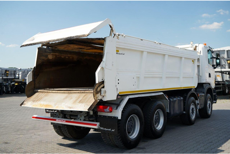 Scania G 410 / 8X4 / ZABUDOWA SAMOWYŁADOWCZA DO ASFALTU / 2X HYDROKLAPA - العامل بالقار: صور 4 Scania G 410 / 8X4 / ZABUDOWA SAMOWYŁADOWCZA DO ASFALTU / 2X HYDROKLAPA - العامل بالقار: صور 4