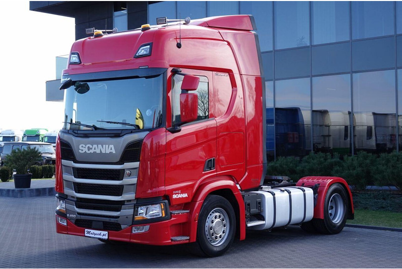 Scania R 450 / OPONY 100% / PO KONTRAKCIE SERWISOWYM - شاحنة جرار: صور 2 Scania R 450 / OPONY 100% / PO KONTRAKCIE SERWISOWYM - شاحنة جرار: صور 2