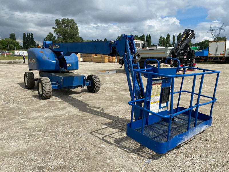 Skyjack SJ40T 4x4 Diesel - Lifting basket - 14m - منصات هيدروليكية متنقلة: صور 5 Skyjack SJ40T 4x4 Diesel - Lifting basket - 14m - منصات هيدروليكية متنقلة: صور 5