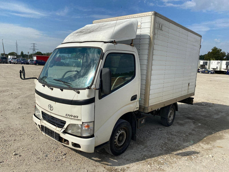 Toyota Dyna 100 3,0 D - Koffer - الشاحنات الصغيرة صندوق مغلق: صور 2 Toyota Dyna 100 3,0 D - Koffer - الشاحنات الصغيرة صندوق مغلق: صور 2