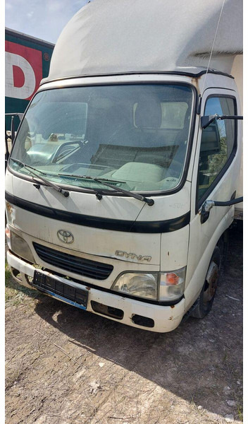 Toyota Dyna 150 3,0 D - Koffer - الشاحنات الصغيرة صندوق مغلق: صور 1 Toyota Dyna 150 3,0 D - Koffer - الشاحنات الصغيرة صندوق مغلق: صور 1