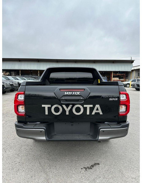 Toyota Hilux Armored SUV - سيارة دفع رباعي: صور 4 Toyota Hilux Armored SUV - سيارة دفع رباعي: صور 4