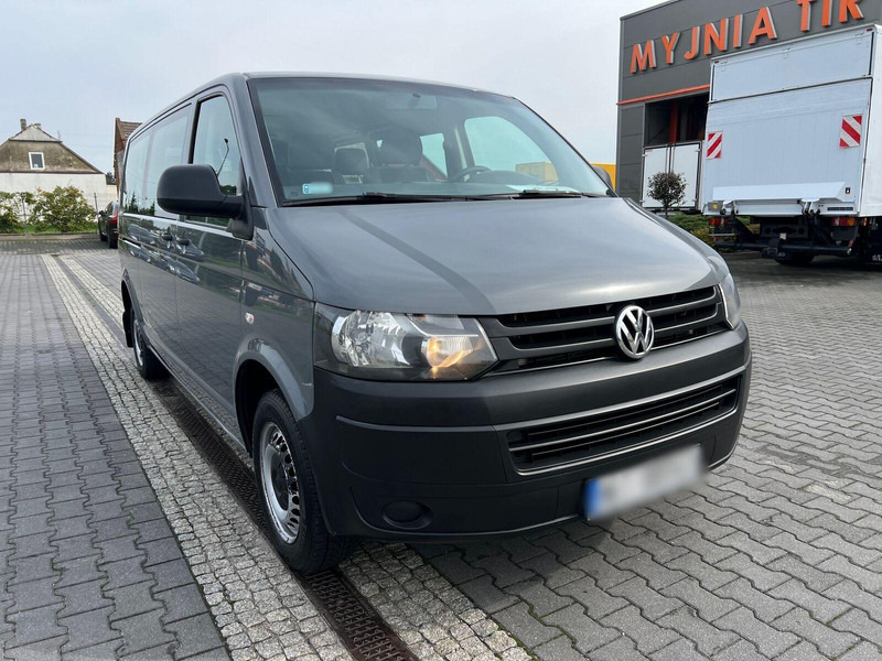 Volkswagen Transporter T5 9-sits 9 Person TOP - حافلة صغيرة, ميكروباص: صور 5 Volkswagen Transporter T5 9-sits 9 Person TOP - حافلة صغيرة, ميكروباص: صور 5