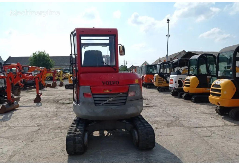 Volvo ECR 38 - حفارة مصغرة: صور 5 Volvo ECR 38 - حفارة مصغرة: صور 5