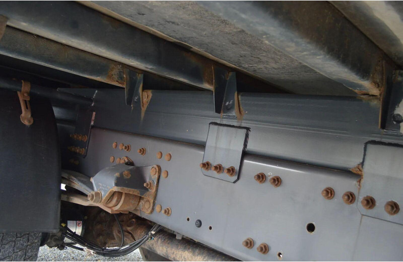 Volvo FE 18.320 FLATBED CRANE - شاحنات مسطحة, شاحنة كرين: صور 5 Volvo FE 18.320 FLATBED CRANE - شاحنات مسطحة, شاحنة كرين: صور 5