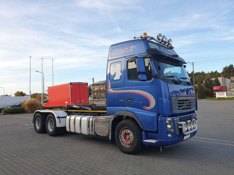 Volvo FH 16 750 - شاحنة ذات الخطاف: صور 5 Volvo FH 16 750 - شاحنة ذات الخطاف: صور 5
